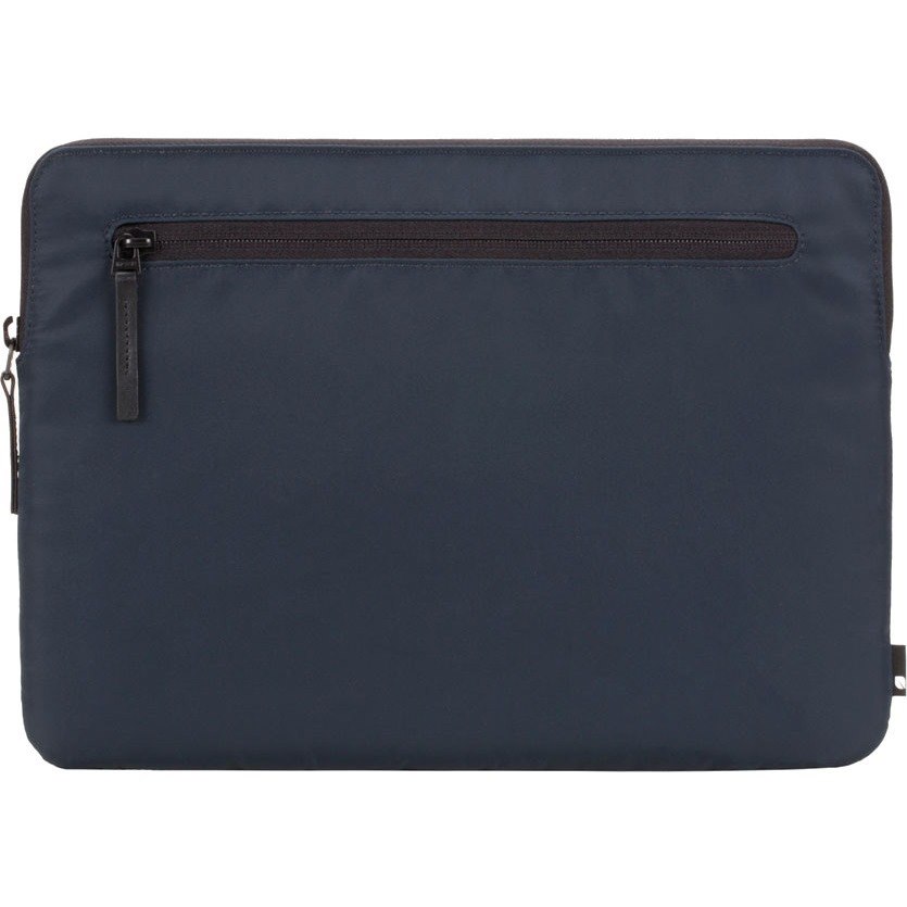 Incase Compact Sleeve in Flight Nylon for 13-inch MacBook Pro Retina / Pro - Thunderbolt 3 (USB-C) and 13-inch MacBook Air with Retina Display - Navy