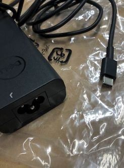 DELL SOURCING - NEW 65W AC Adapter